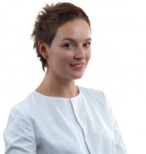 Комарова Юлия Вадимовна
