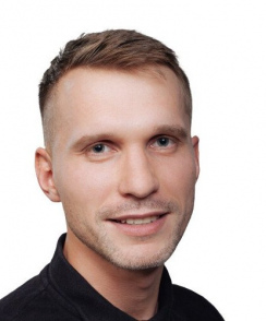 Решетников Андрей Юрьевич стоматолог