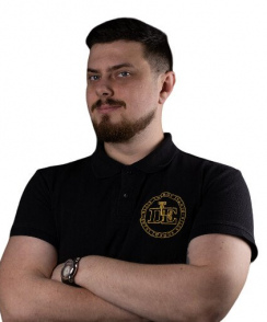 Щербаков Никита Алексеевич стоматолог