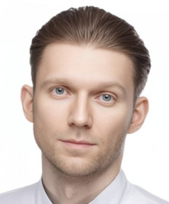 Миронов Артём Романович травматолог