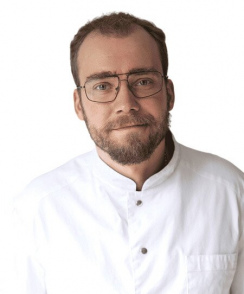 Ластовский Дмитрий Александрович окулист (офтальмолог)