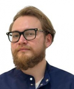 Кряжев Евгений Анатольевич стоматолог