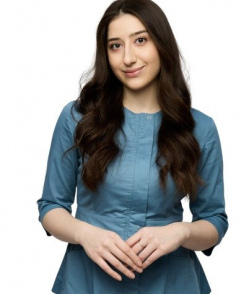 Амирханова Айшат Шамилевна стоматолог