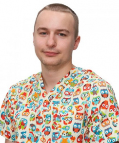 Гурович Айвар Олегович хирург