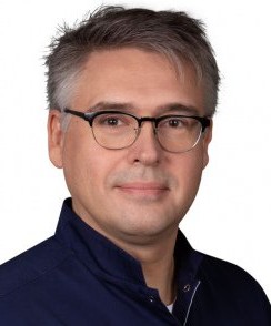 Викторов Алексей Николаевич стоматолог
