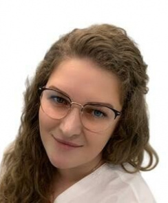 Кровопускова Алена Васильевна стоматолог