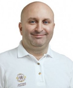 Алескеров Эльчин Шахинович стоматолог