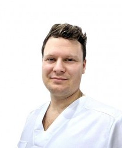 Фонарев Евгений Михайлович стоматолог