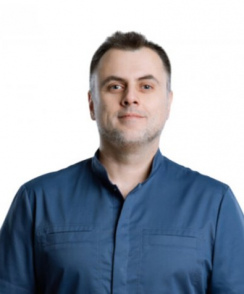 Ярмолинский Илья Борисович стоматолог
