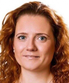 Денисова Валентина Михайловна акушер